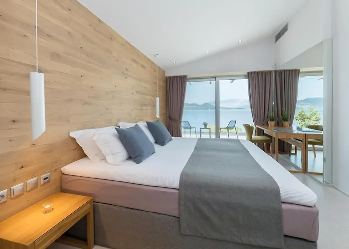 Selina 别墅 尼基亚娜